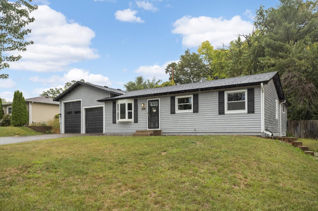 Photo of 3937 77th Street E, Inver Grove Heights, MN 55076 (MLS # 7144511)