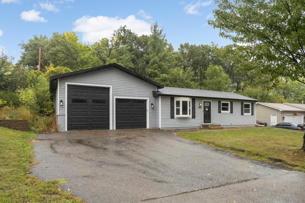 Photo of 3937 77th Street E, Inver Grove Heights, MN 55076 (MLS # 7144511)