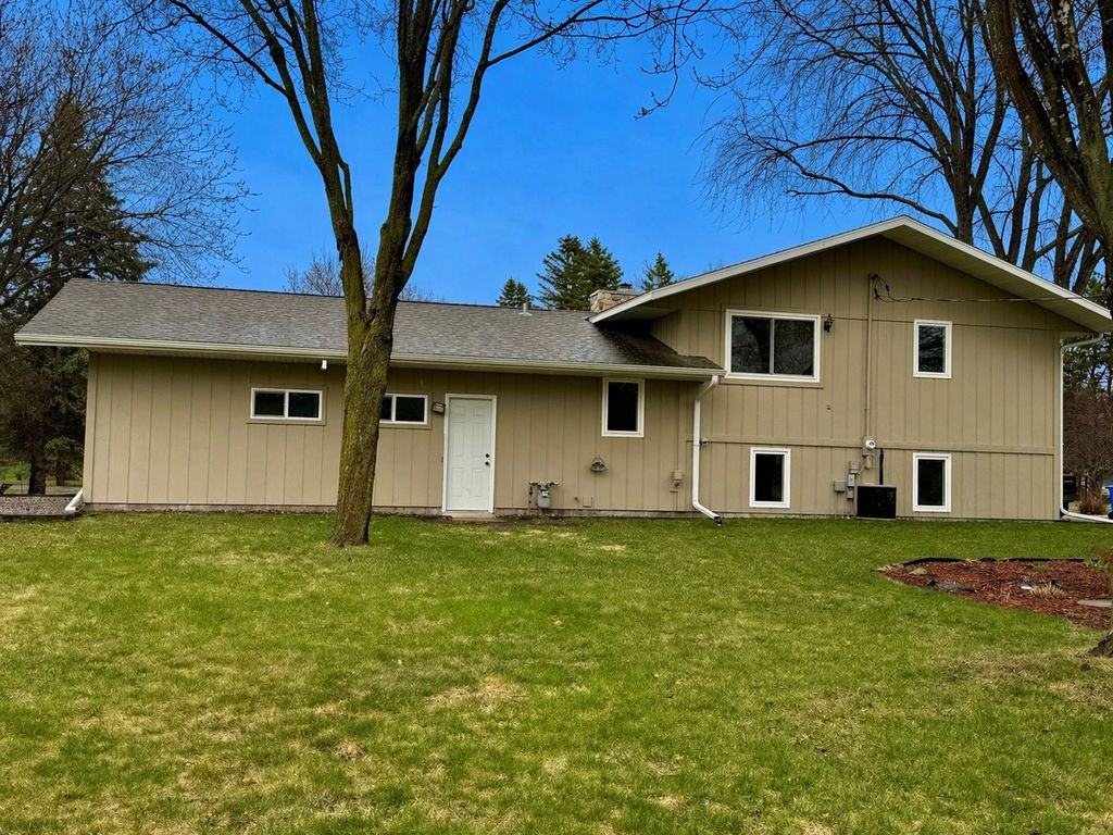 Photo of 3540 15th Avenue SE, Saint Cloud, MN 56304 (MLS # 7058434)