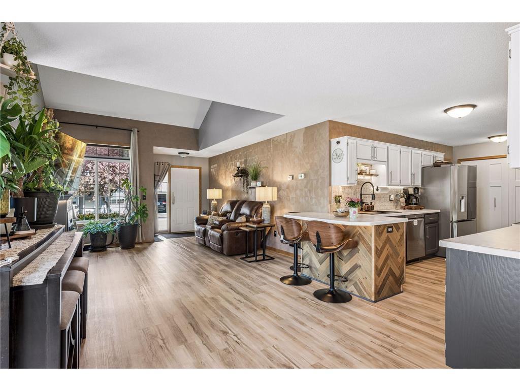 317 Creekside Drive