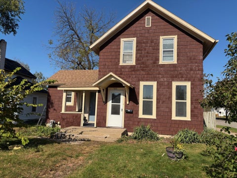 Photo of 650 W 5th Street, Winona, MN 55987 (MLS # 7164136)