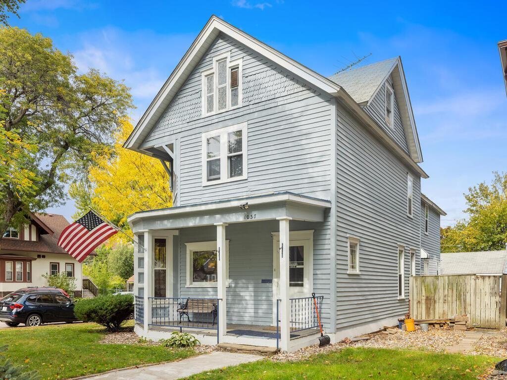 1037 Saint Clair Avenue
