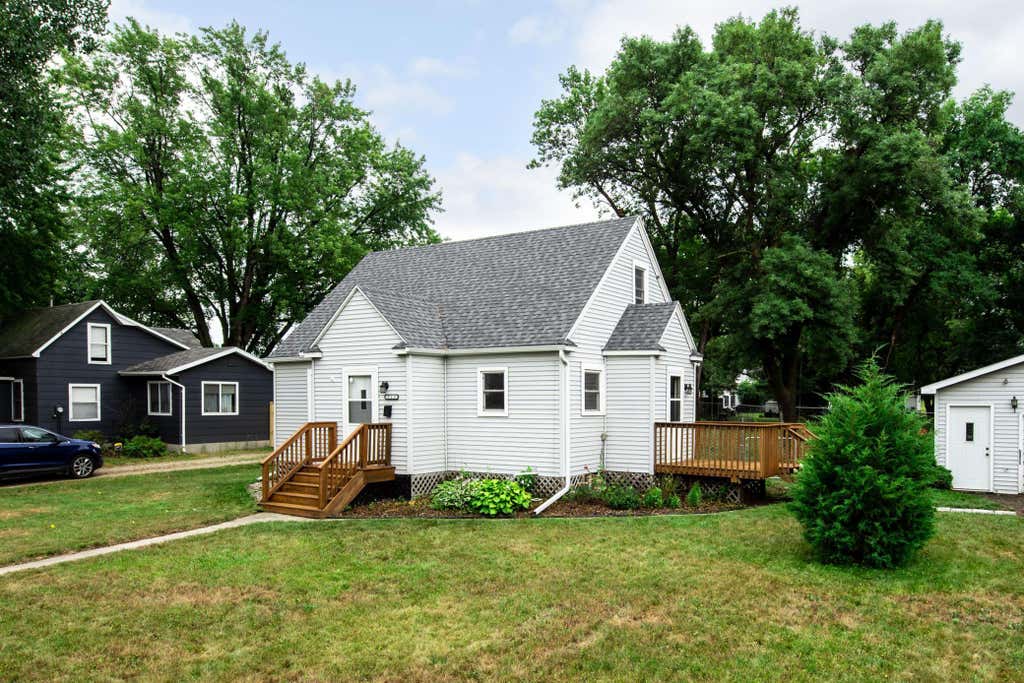 Photo of 712 4th Avenue E, Alexandria, MN 56308 (MLS # 7047847)