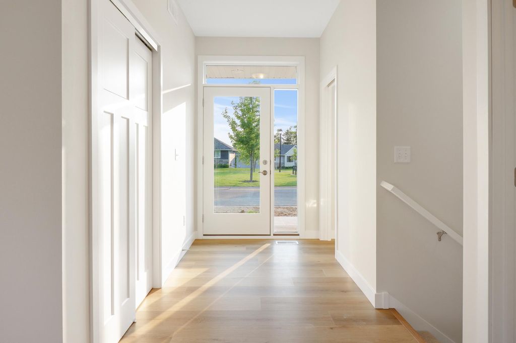 Photo of 31079 Magnolia Ridge Way, Lindstrom, MN 55045 (MLS # 7029386)