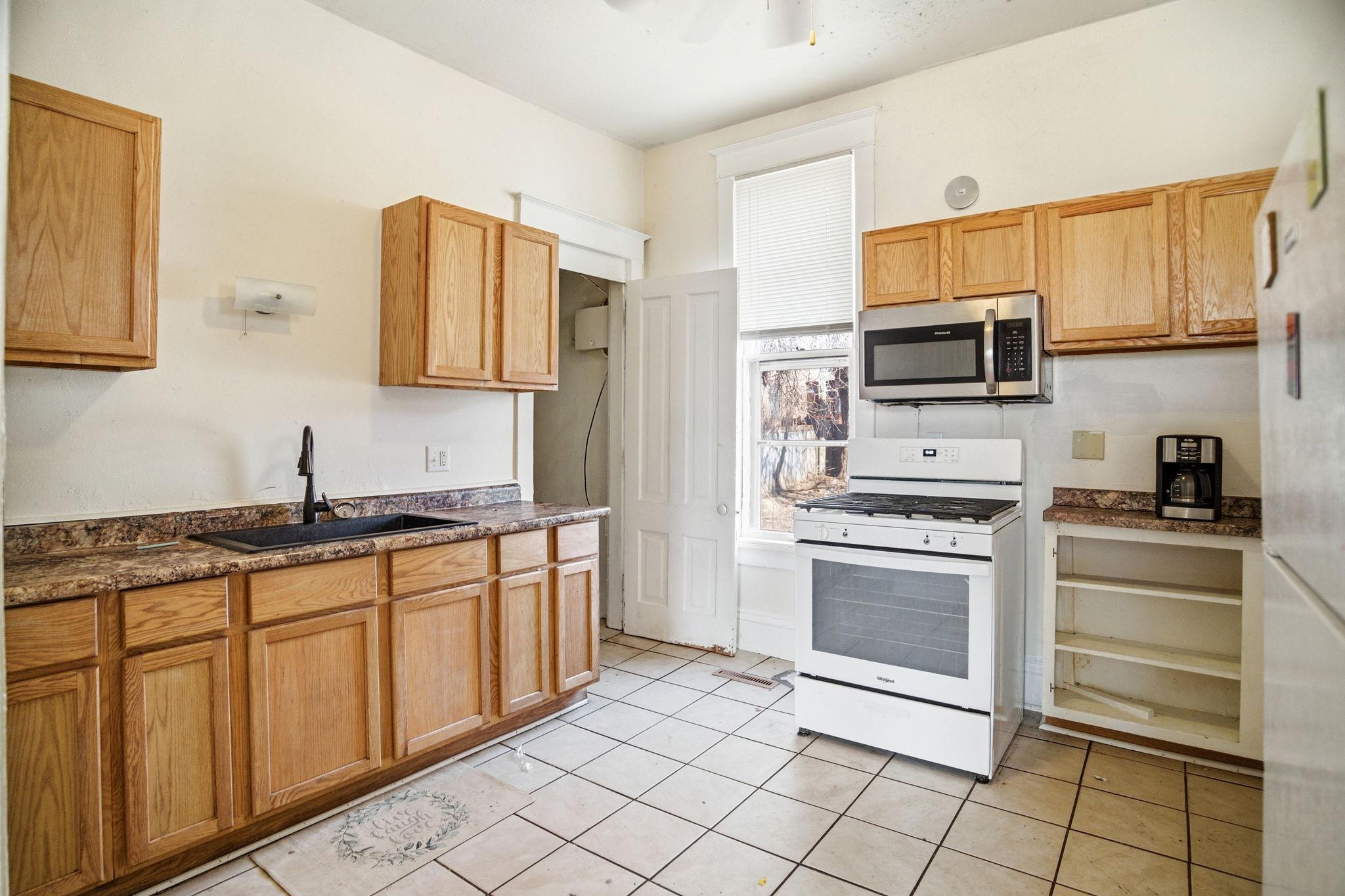 549 Selby Avenue