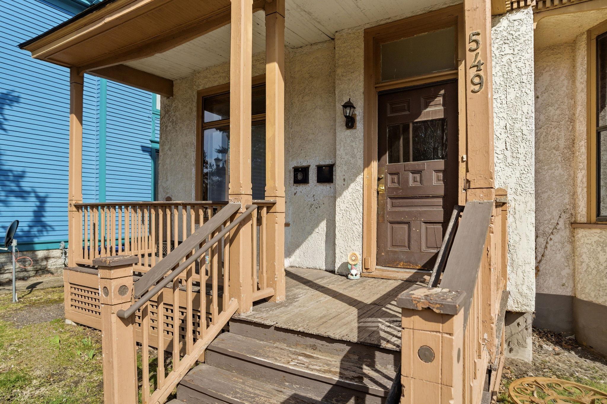 549 Selby Avenue