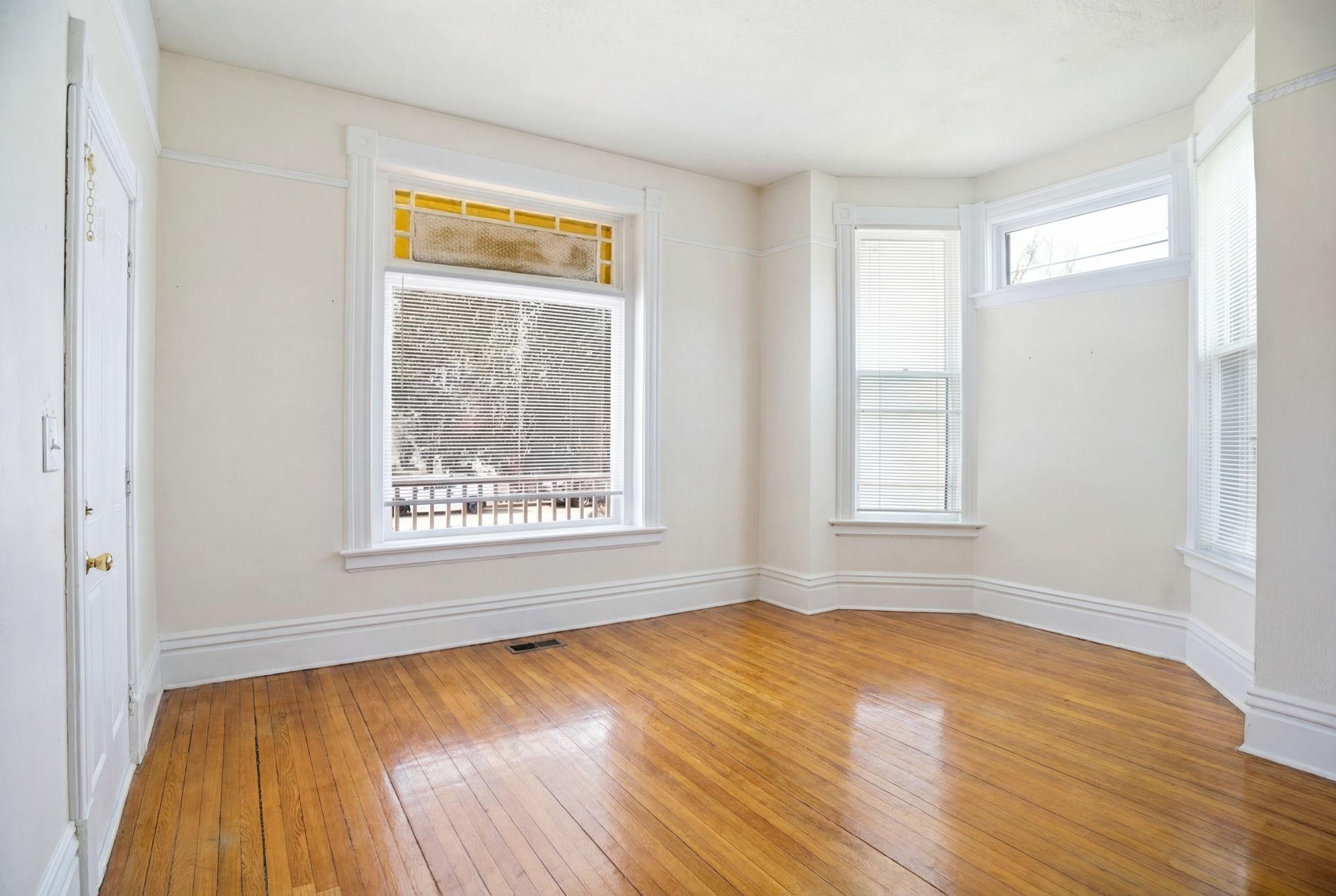 549 Selby Avenue