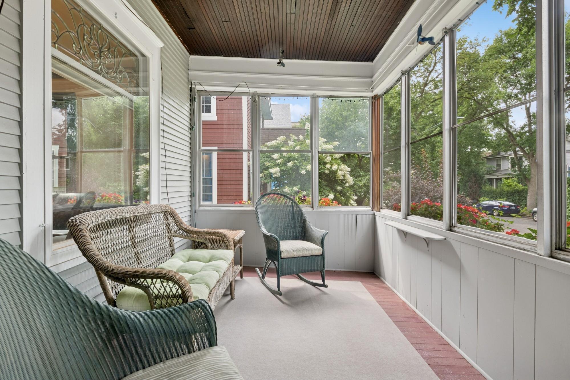 3129 Holmes Avenue S