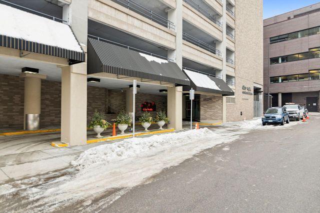 66 9th Street E 1605