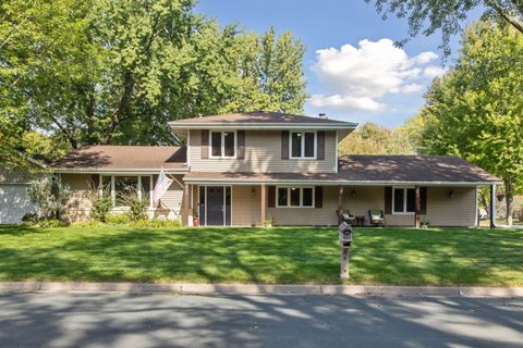 867 Arbogast Street Shoreview MN 55126