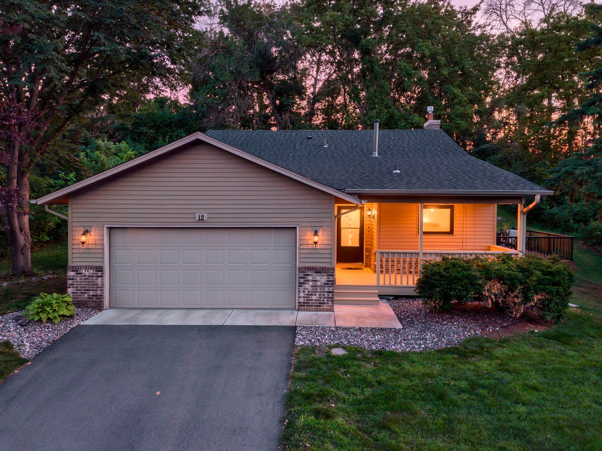 12 Oak Shore Drive