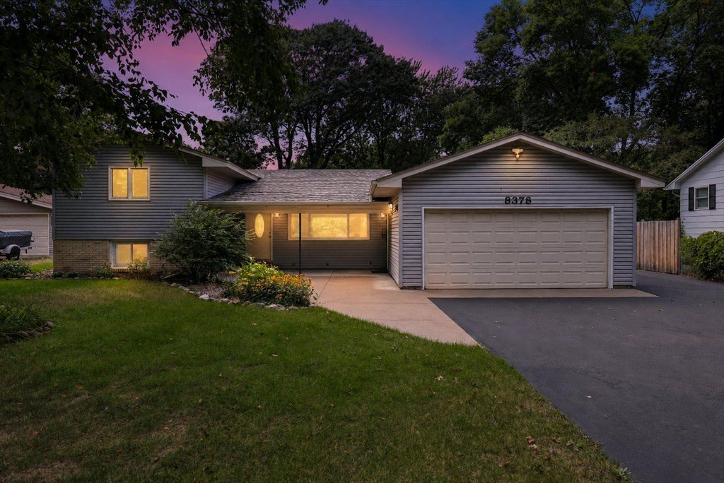 Photo of 8378 Groveland Road, Mounds View, MN 55112 (MLS # 7139585)