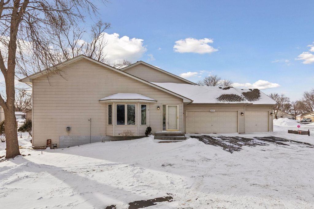 Photo of 20307 Hunter Court, Lakeville, MN 55044 (MLS # 7009493)