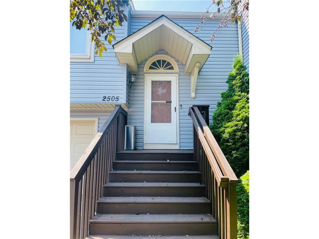 Photo of 2505 Geranium Avenue E, Maplewood, MN 55119 (MLS # 7034884)