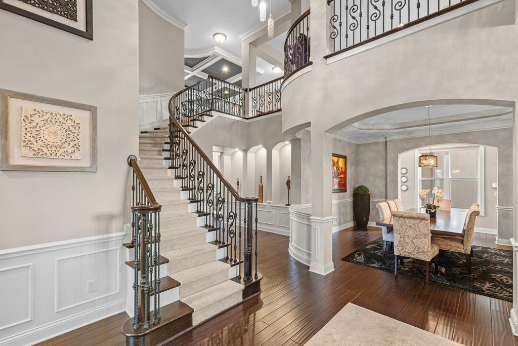 Photo of 10033 Frederick Place, Eden Prairie, MN 55347 (MLS # 7010292)