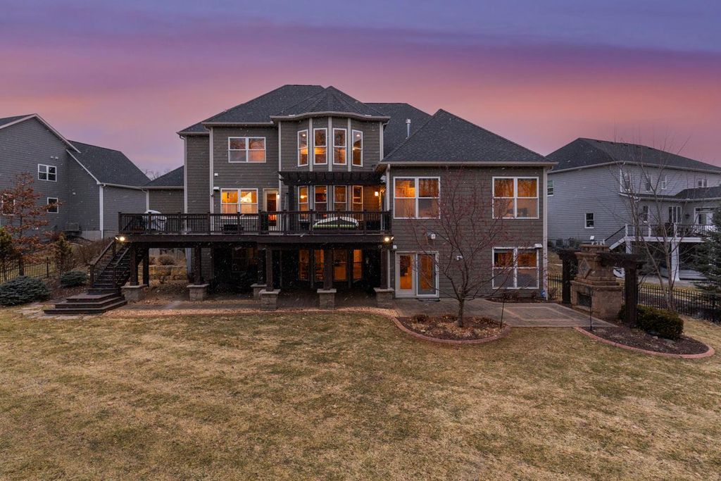 Photo of 10033 Frederick Place, Eden Prairie, MN 55347 (MLS # 7010292)