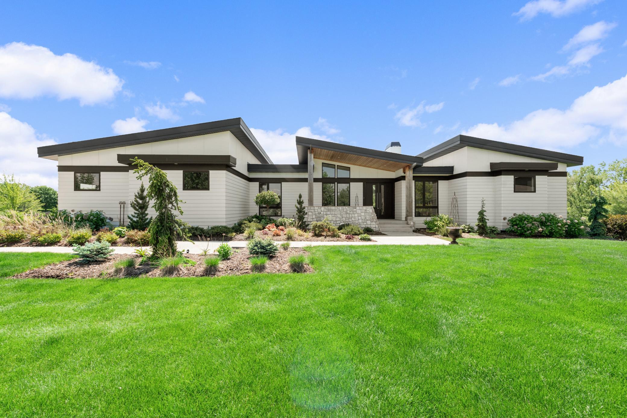 Prior Lake, Minnesota, 55372, United States, 4 Bedrooms Bedrooms, ,4 BathroomsBathrooms,Residential,Active,2023841