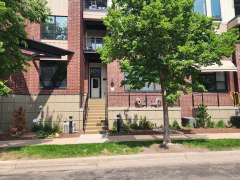 198 Elm Street Saint Paul MN 55102