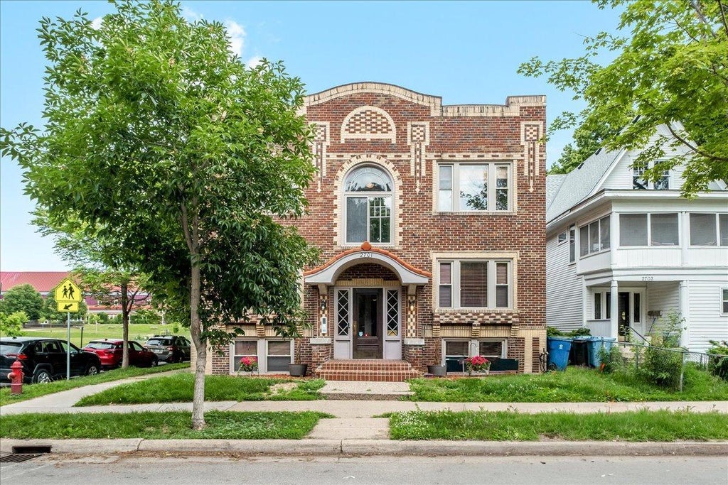 Photo of 2701 Harriet Avenue #202, Minneapolis, MN 55408 (MLS # 7089101)