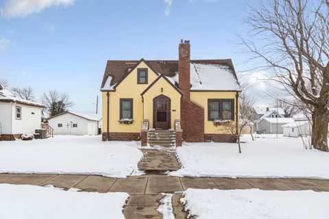 Photo of 718 6th Street N, Saint James, MN 56081 (MLS # 7026640)