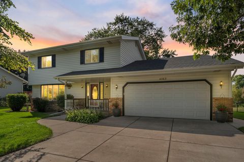 4363 Bramblewood Avenue Vadnais Heights MN 55127