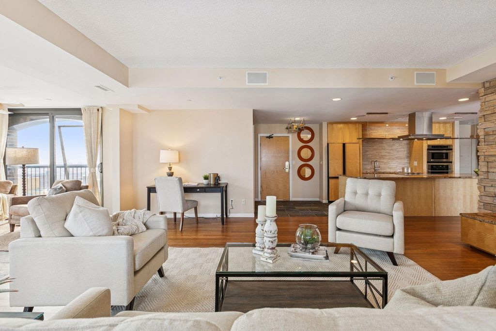 Photo of 1235 Yale Place #1706, Minneapolis, MN 55403 (MLS # 6824725)