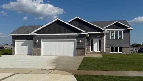 Photo of 1312 18th Street NE, Austin, MN 55912 (MLS # 6697349)