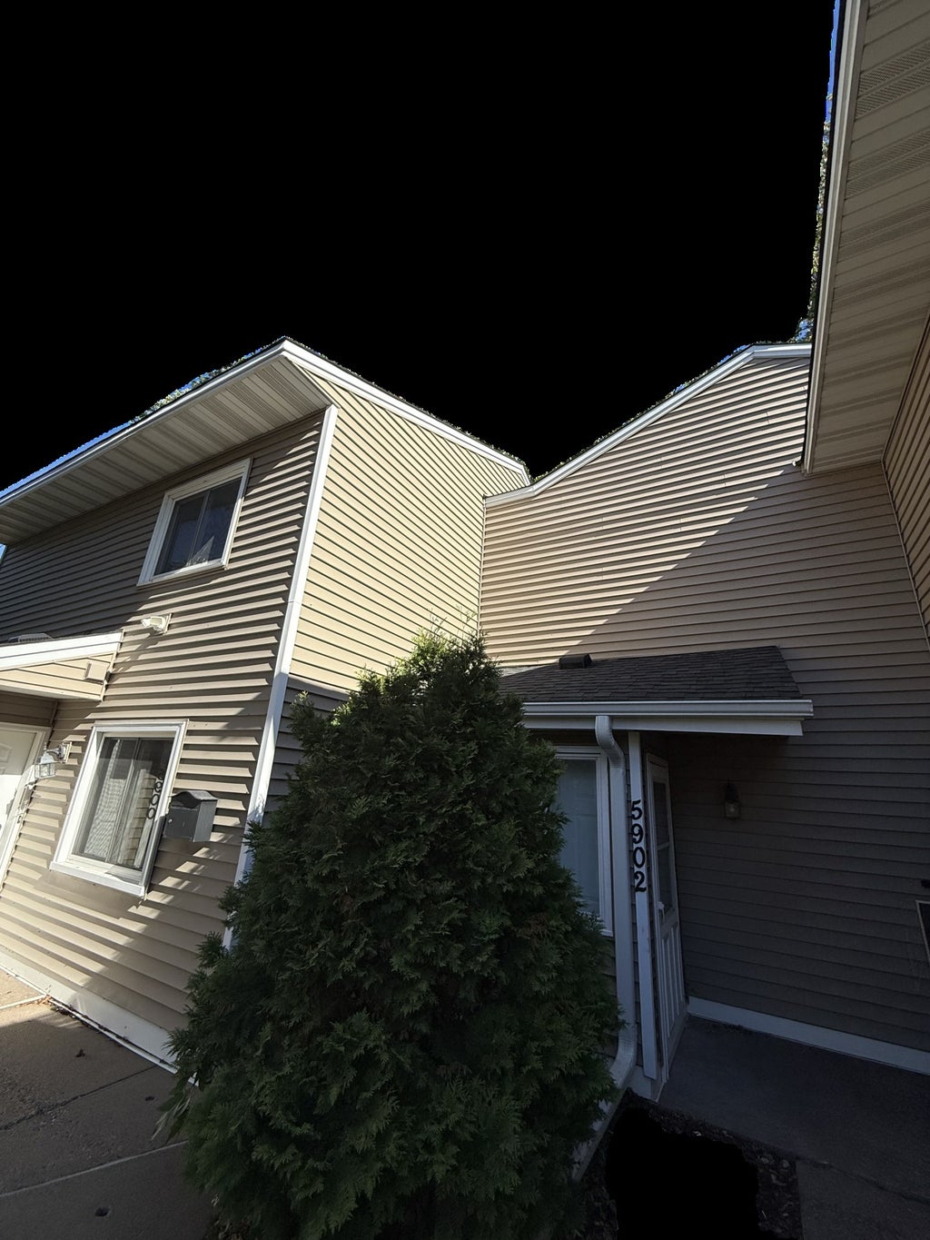 Photo of 5902 Cahill Avenue, Inver Grove Heights, MN 55076 (MLS # 7162574)