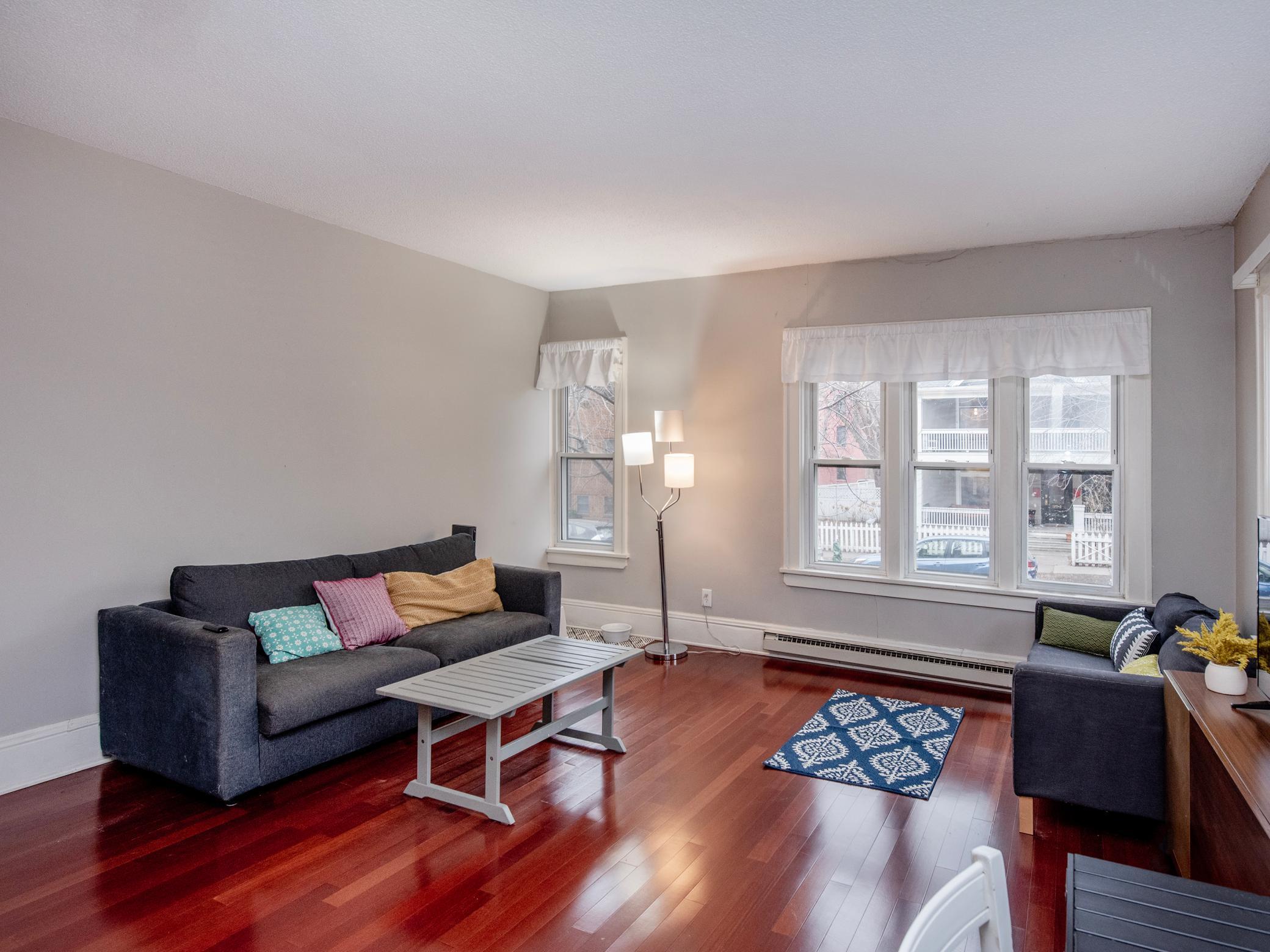 391 Laurel Avenue 102