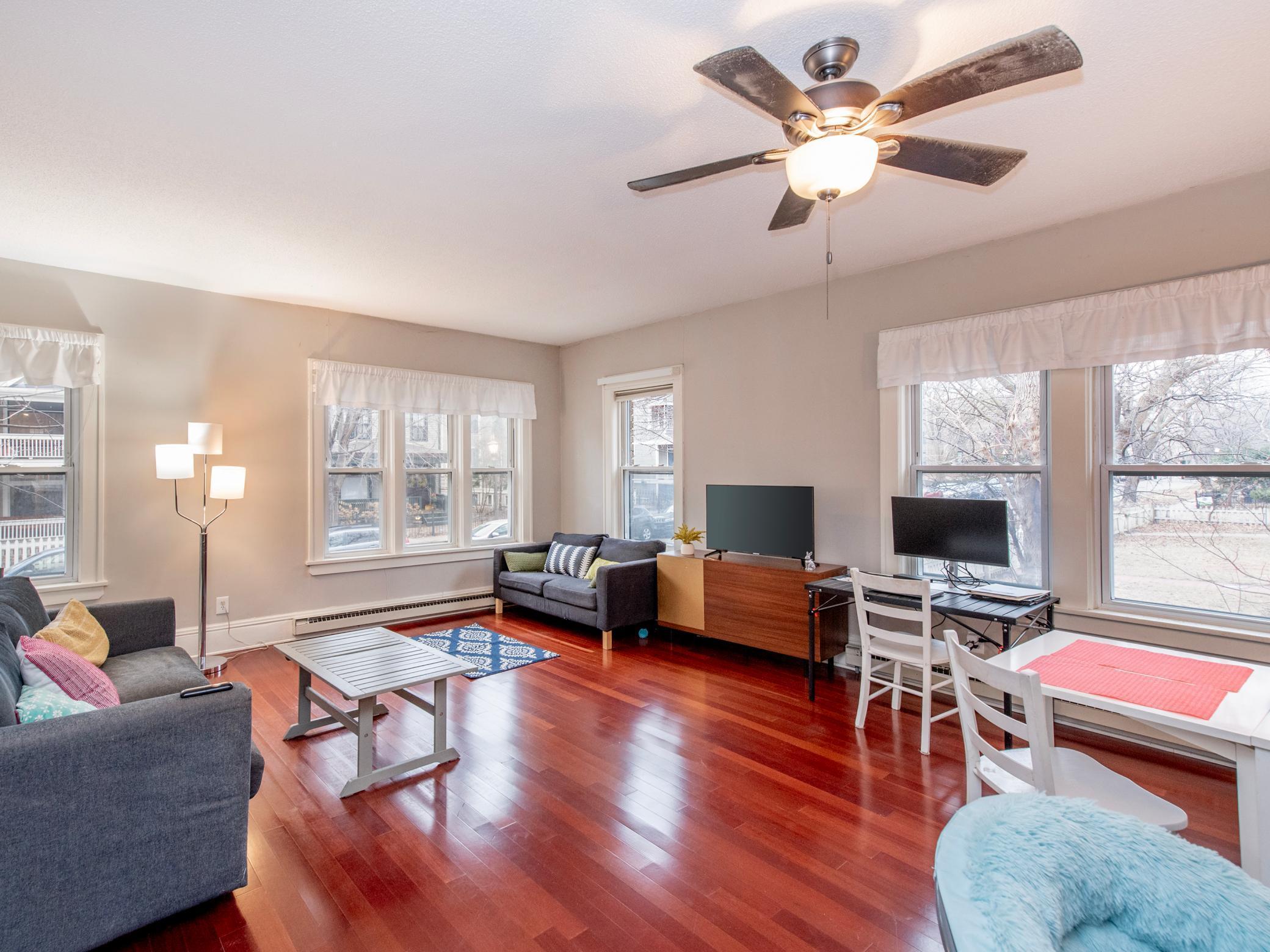 391 Laurel Avenue 102