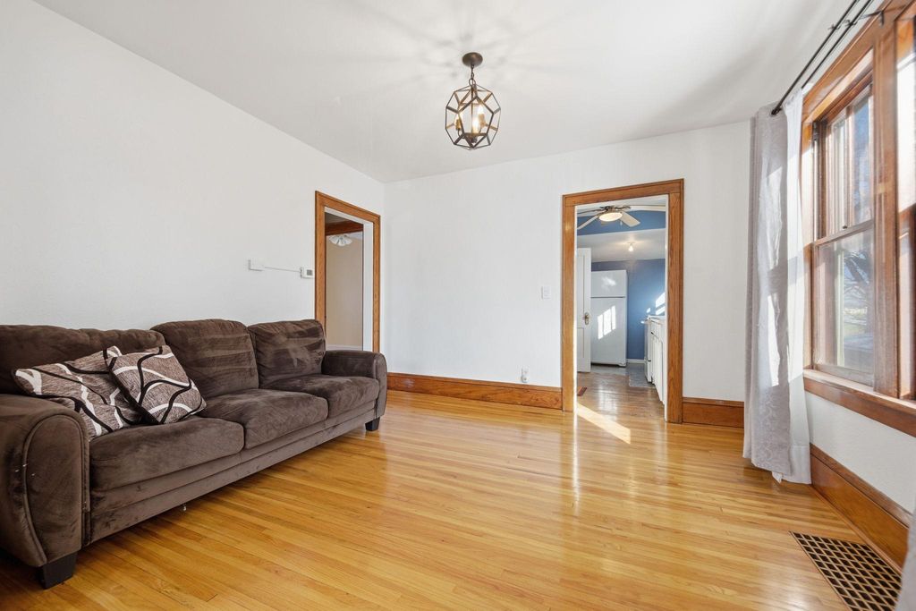 Photo of 1495 Carroll Avenue, Saint Paul, MN 55104 (MLS # 7005885)