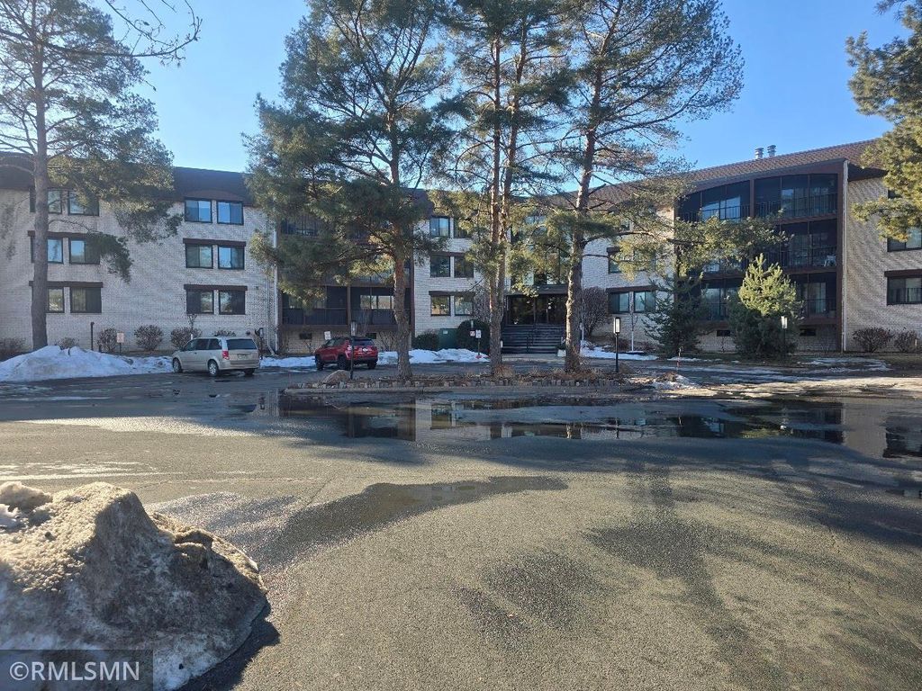 Photo of 4710 58th Avenue N #106, Crystal, MN 55429 (MLS # 7021514)