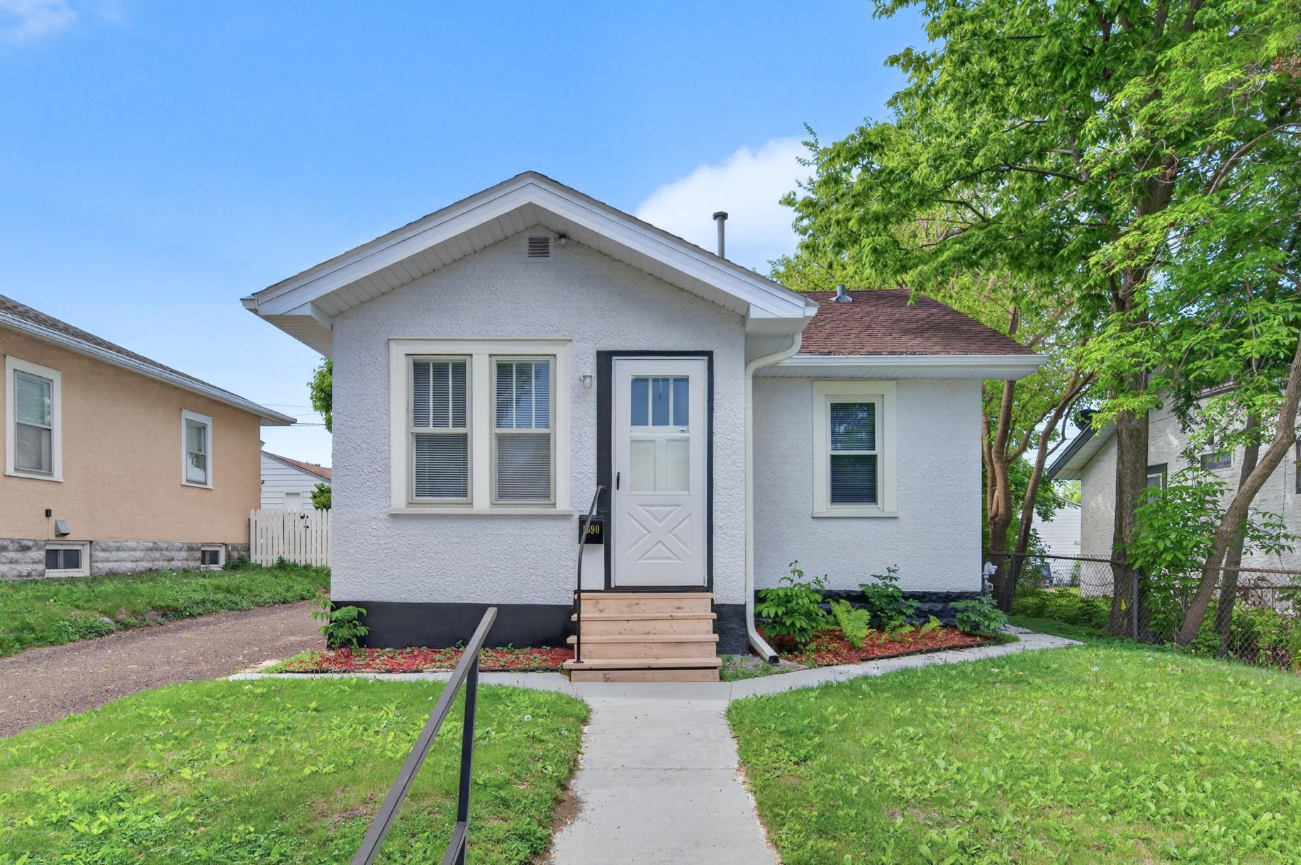 1690 Margaret Street