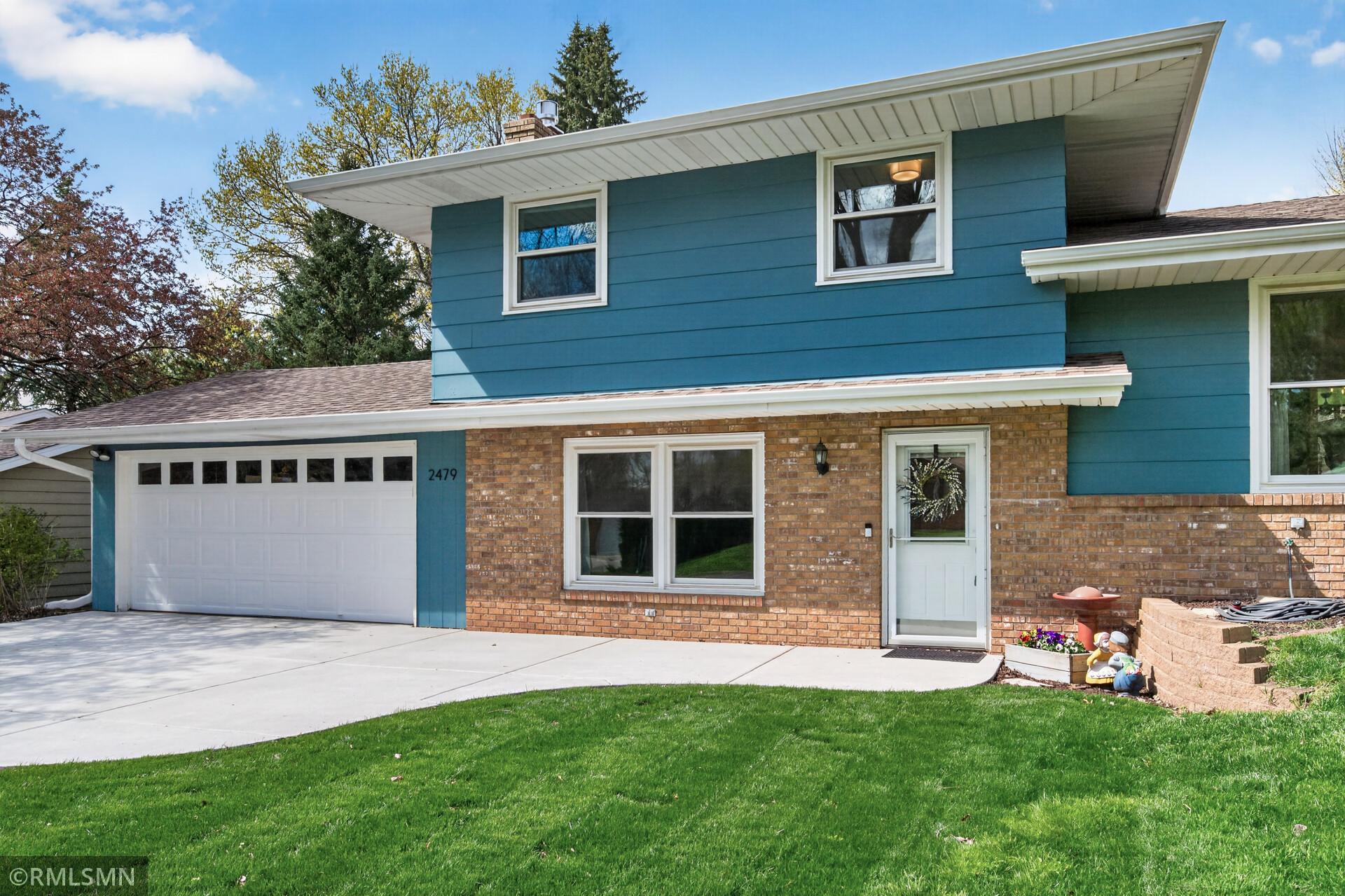 2479 Hillside Road