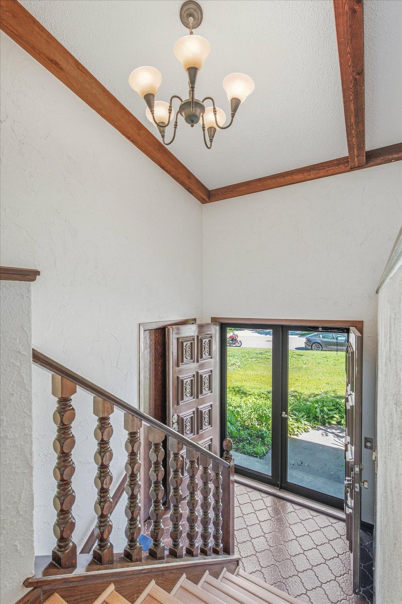 316 Colleen Avenue