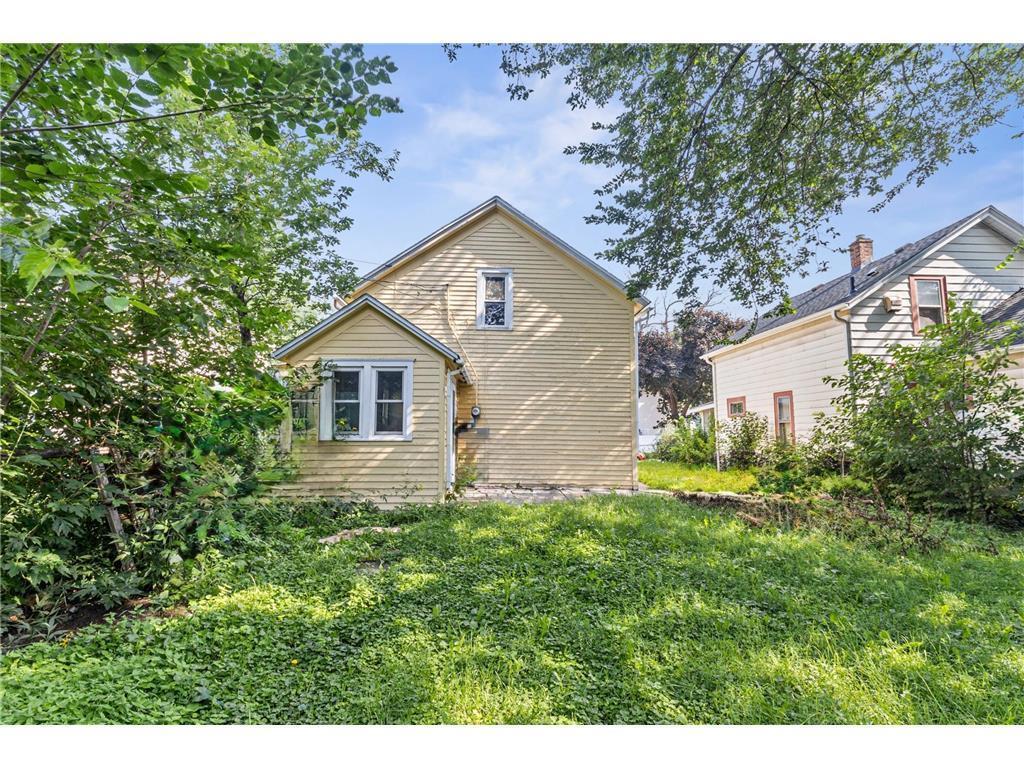 324 Van Buren Avenue