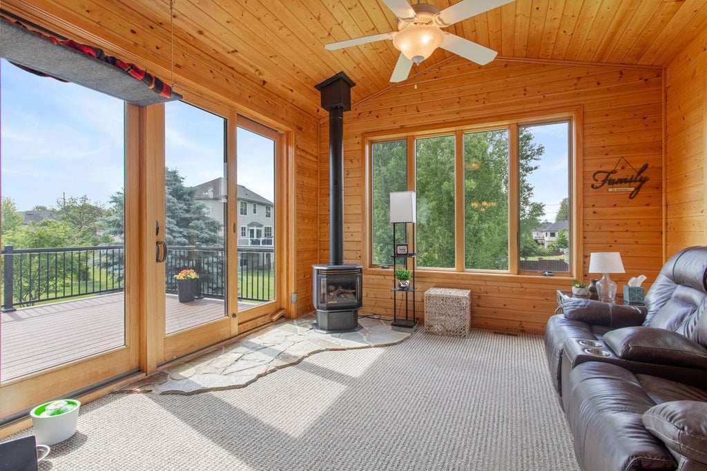 Photo of 5721 103rd Avenue N, Brooklyn Park, MN 55443 (MLS # 7143554)