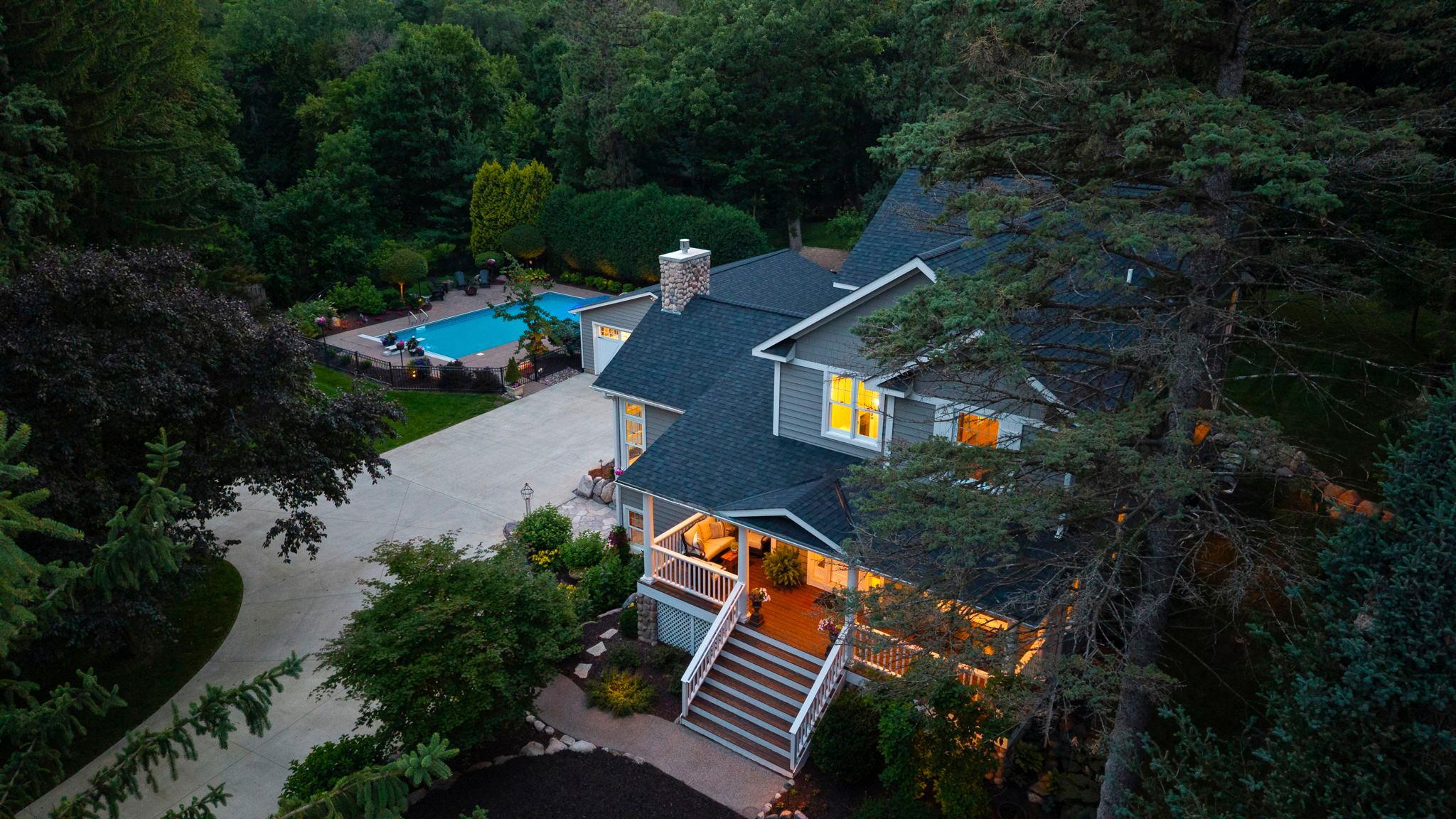 4940 Suburban Drive
