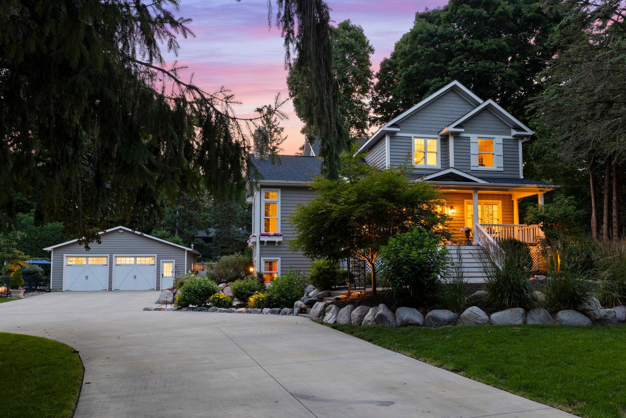 4940 Suburban Drive