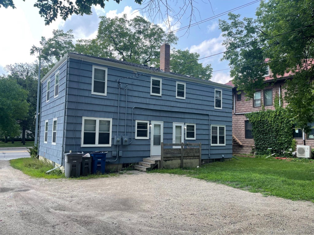 Photo of 716 8th Street S, Moorhead, MN 56560 (MLS # 7136751)