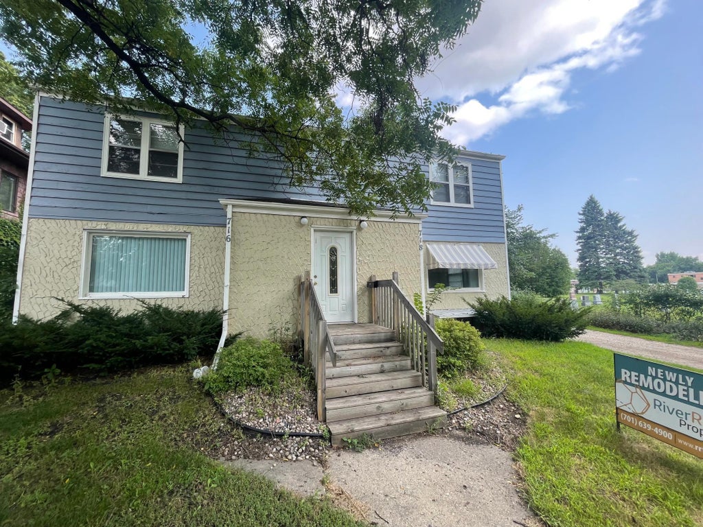 Photo of 716 8th Street S, Moorhead, MN 56560 (MLS # 7136751)