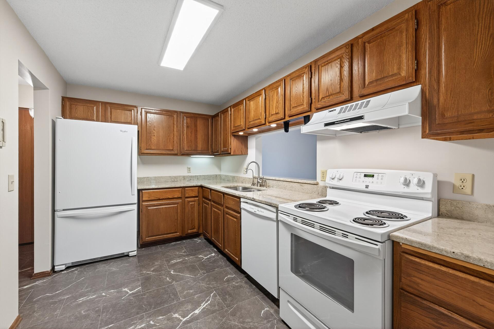 10441 Greenbrier Road 222