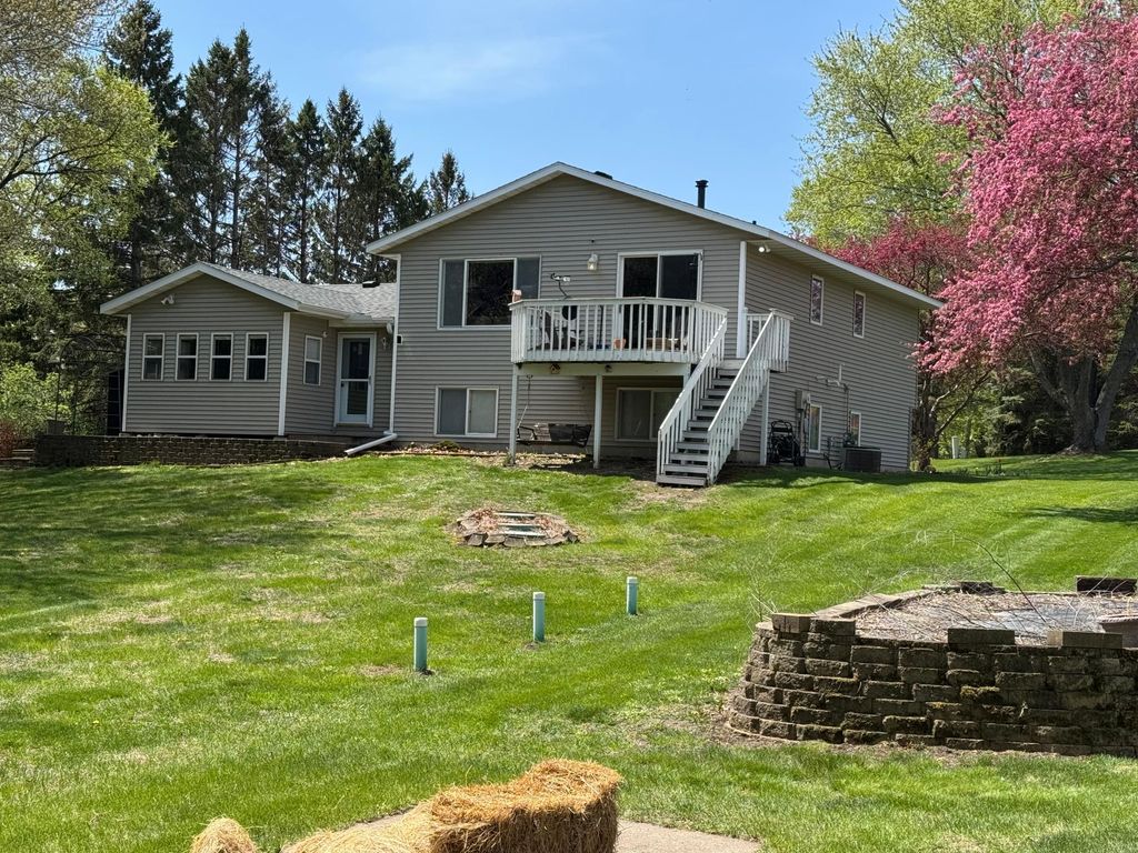 Photo of 15620 Frame Avenue, Hastings, MN 55033 (MLS # 7069538)