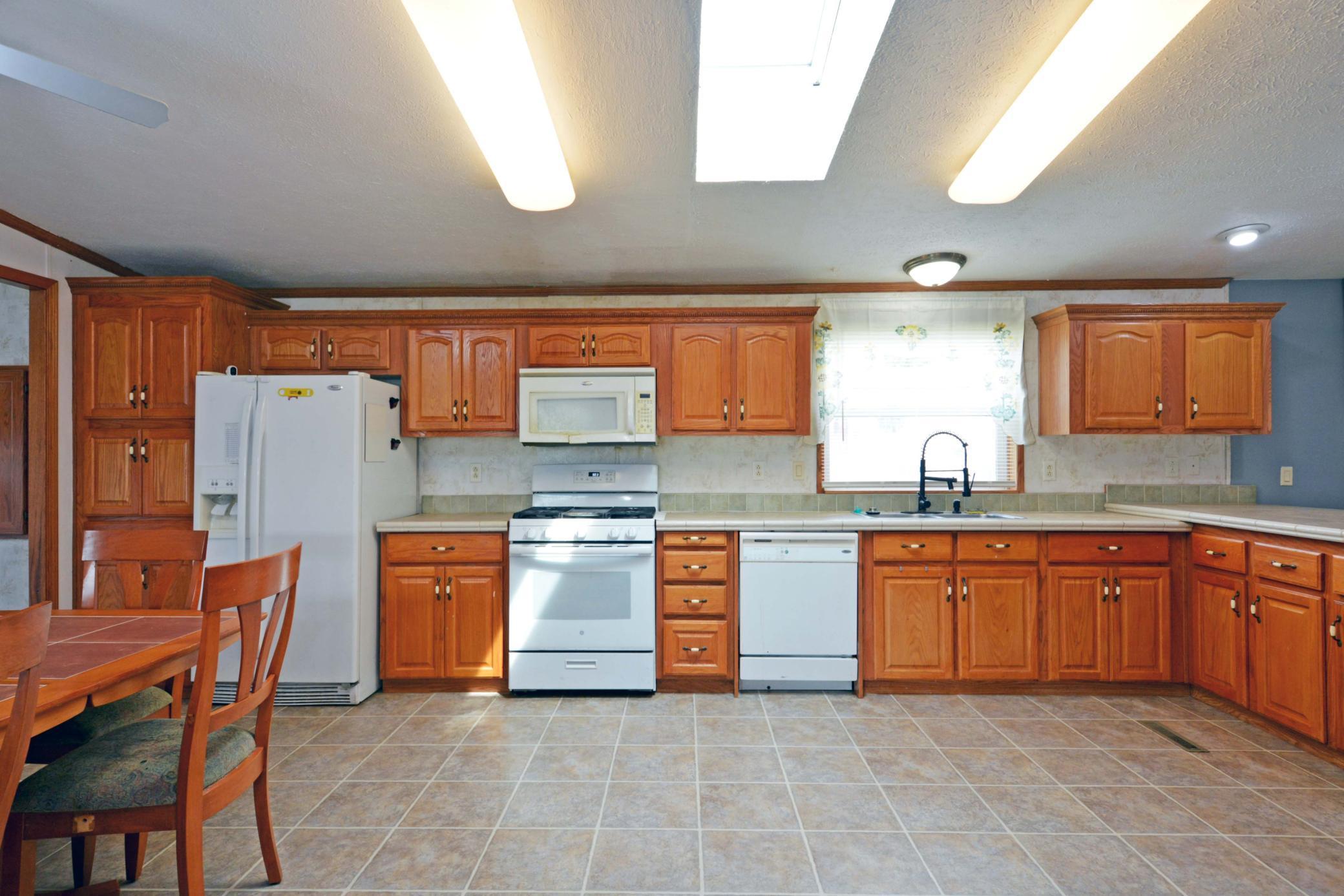 1367 Birchview Drive