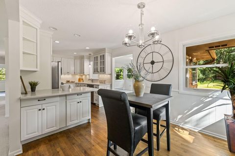 6051 Stoneybrook Drive Minnetonka MN 55345