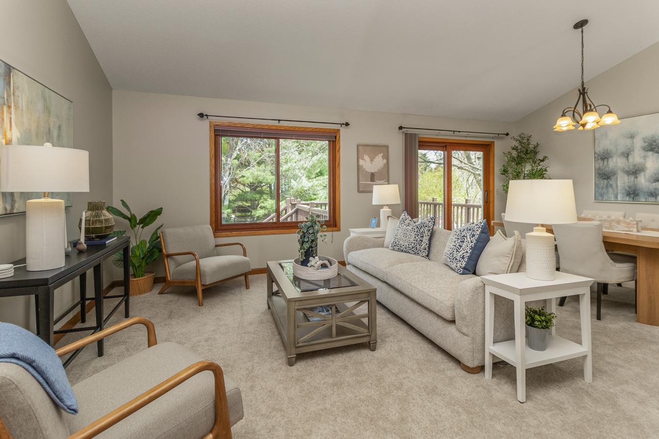 1081 Gilbert Court