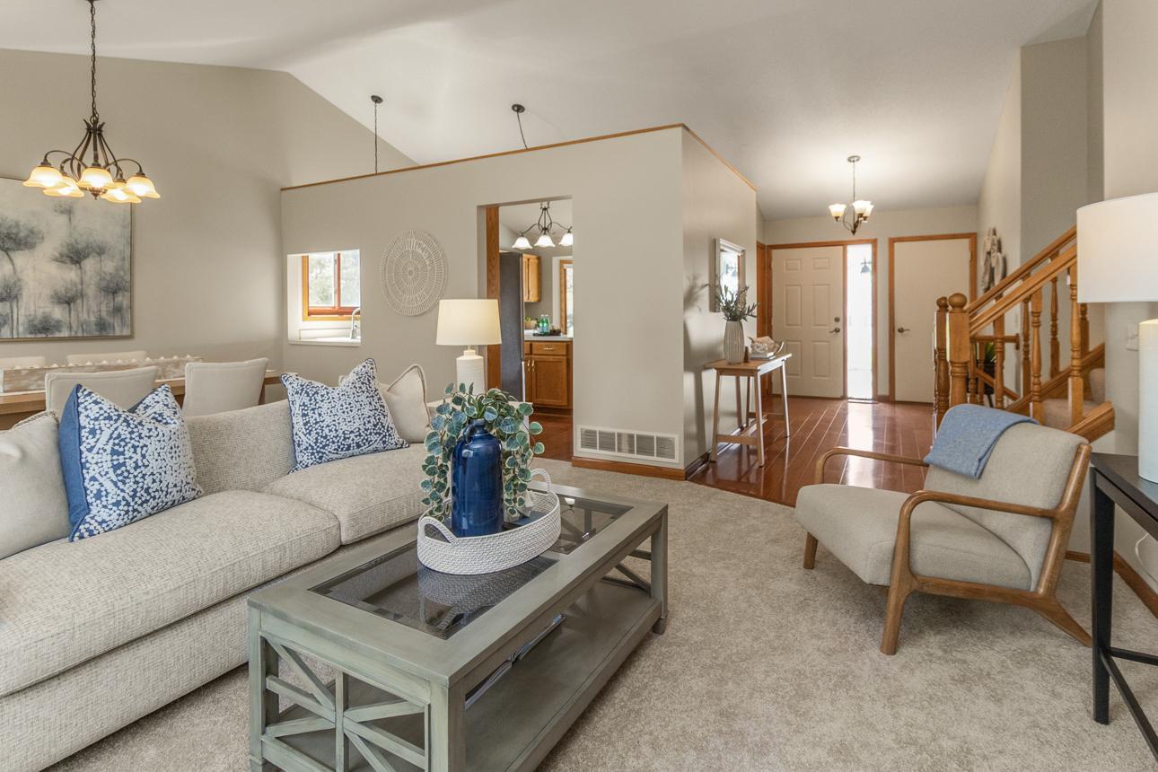 1081 Gilbert Court