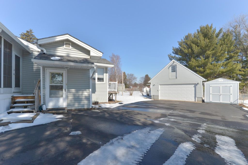 Photo of 215 Keith Road, Circle Pines, MN 55014 (MLS # 7039261)