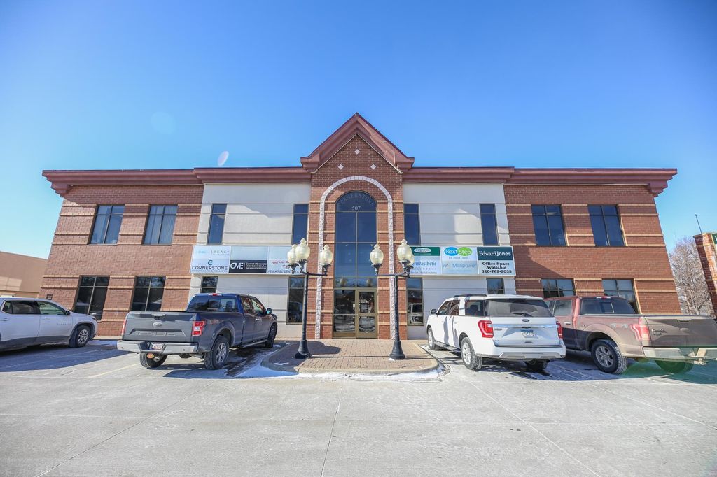 Photo of 507 N Nokomis Street #203, Alexandria, MN 56308 (MLS # 7002233)