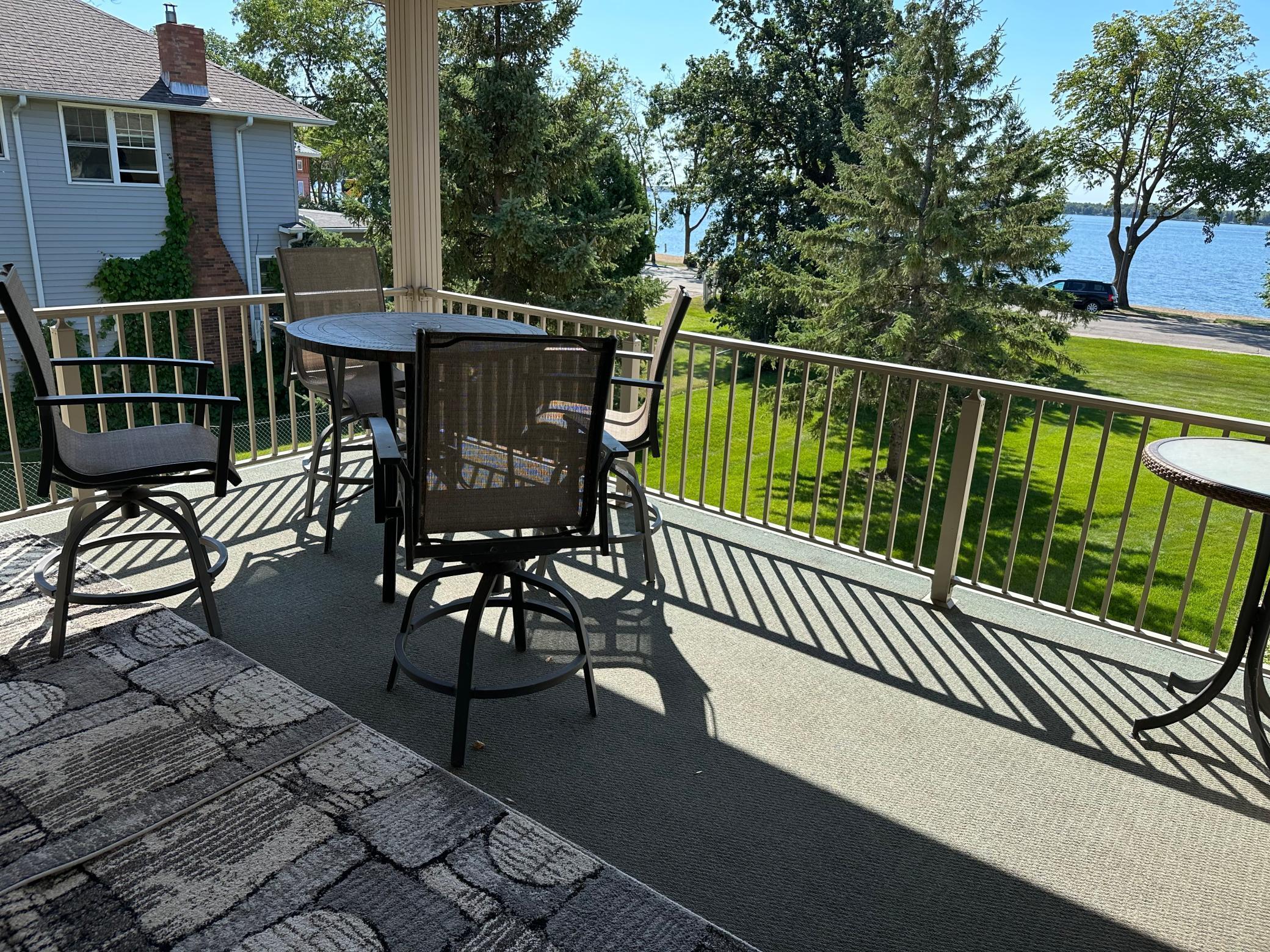 410 W Lake Drive 204